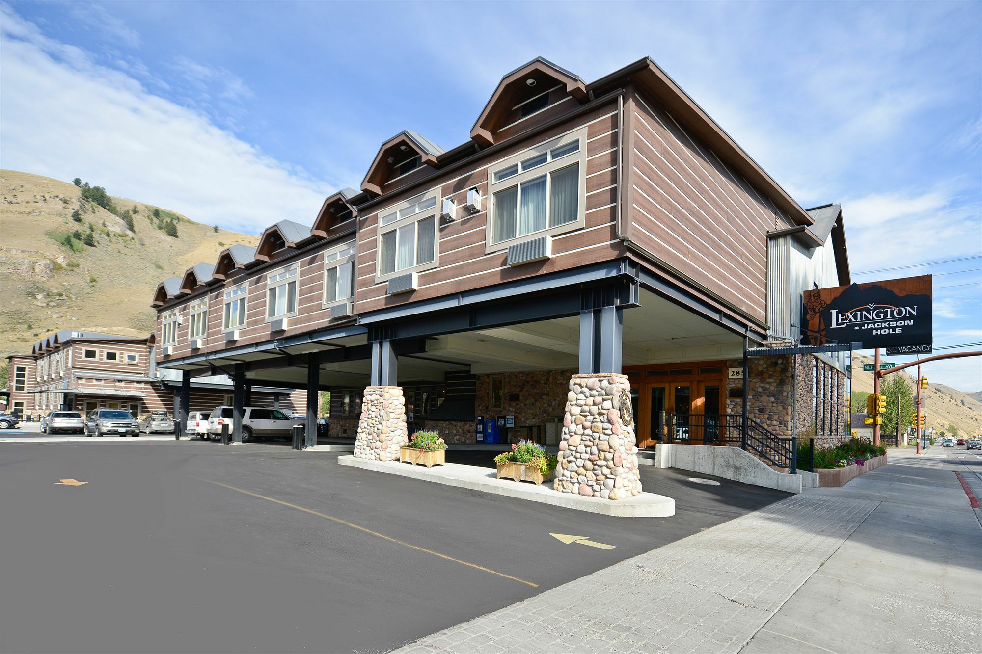 The Rockwell 3* Jackson