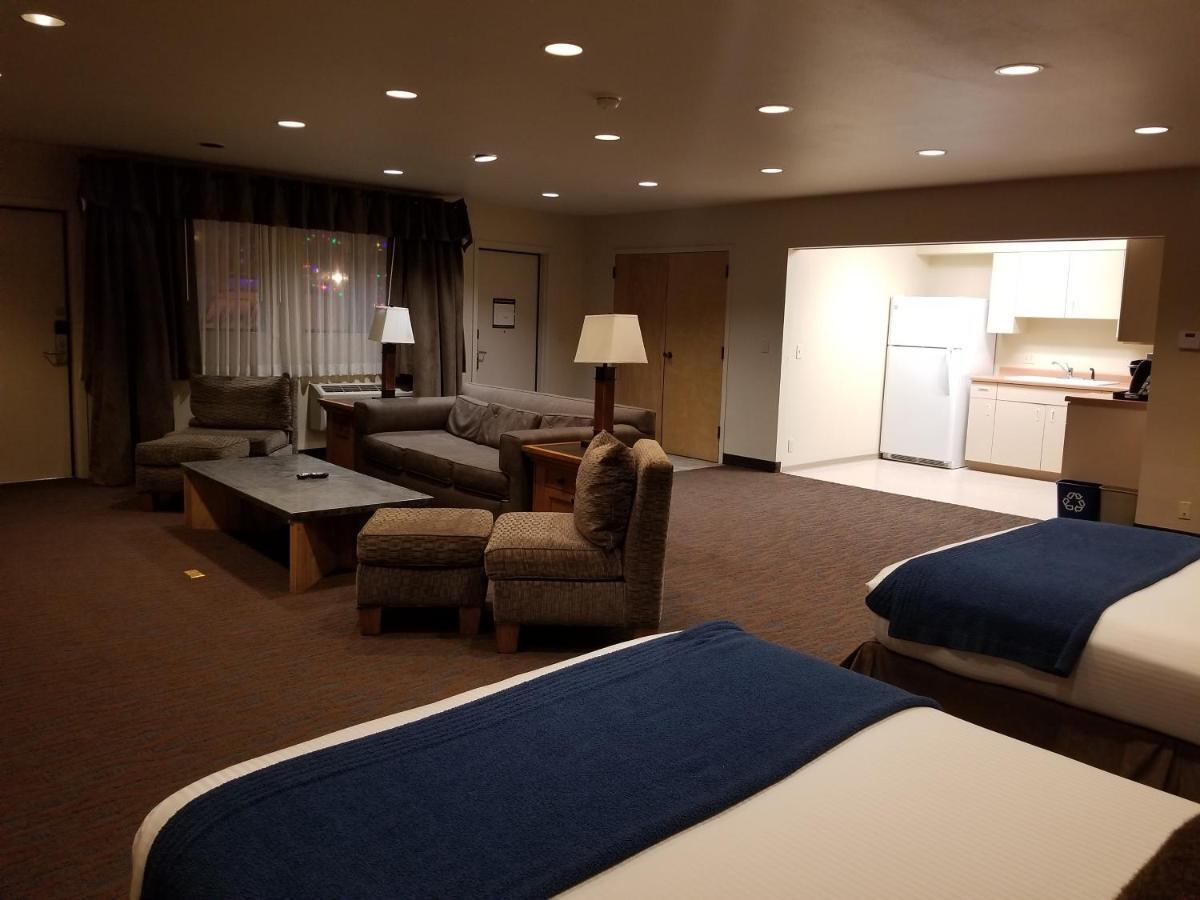 The Rockwell 3*